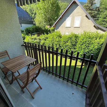 Au Coeur De Lary דירה